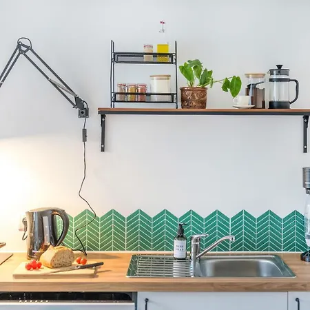 120qm, Cozy Apartment, Sehr Zentral Am Hbf, 3sz דירה *