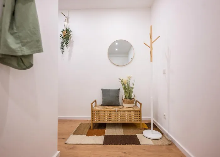 Apartment 120qm, Cozy Apartment, Sehr Zentral Am Hbf, 3sz Koblenz (Rhineland-Palatinate)